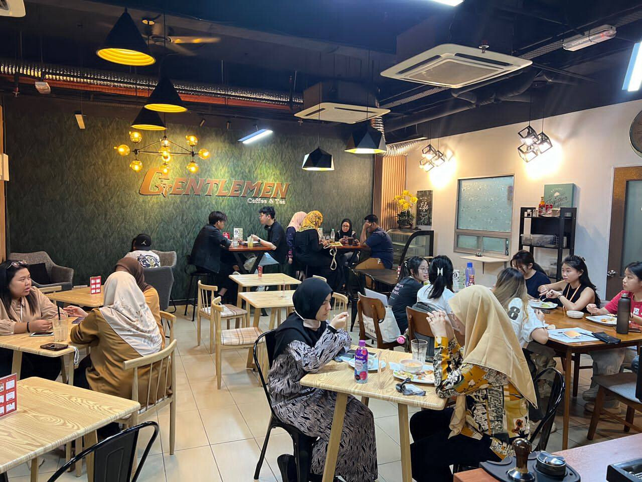 CAFE BUSINESS FOR SALE @ Bandar Sunway