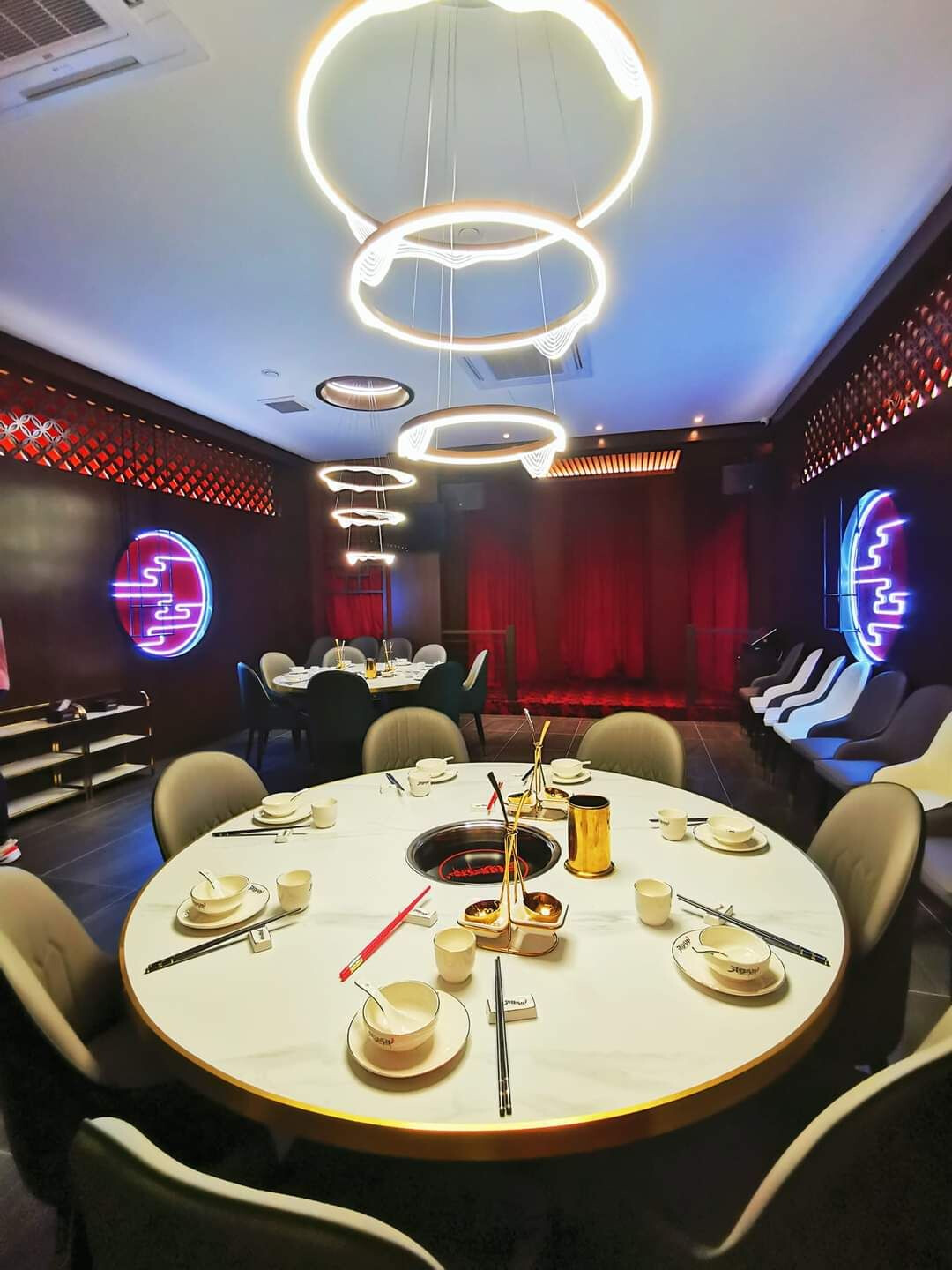 Hot Pot Restaurant for Takeover