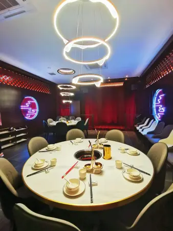 Hot Pot Restaurant for Takeover