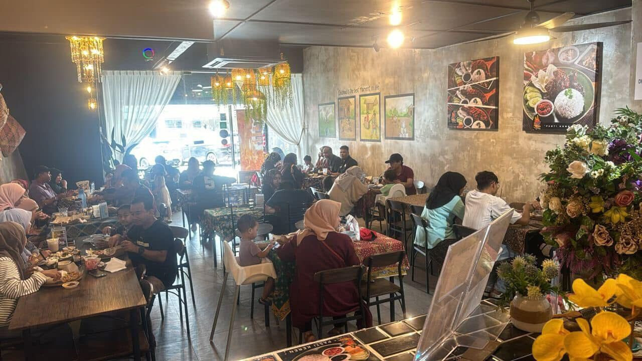 PERNIAGAAN RESTORAN UNTUK DIAMBIL ALIH - KUANTAN