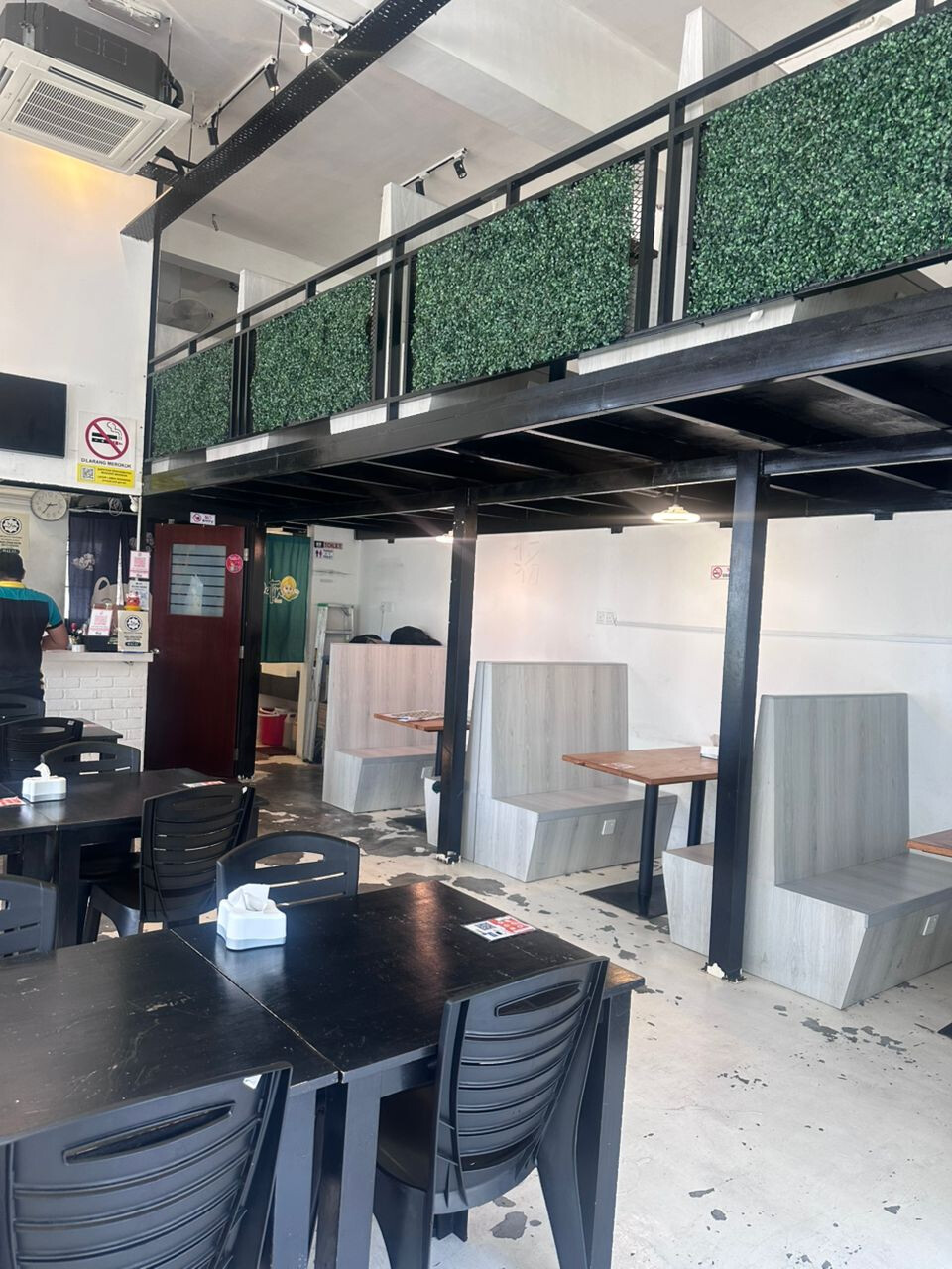 Halal Cafe for take over