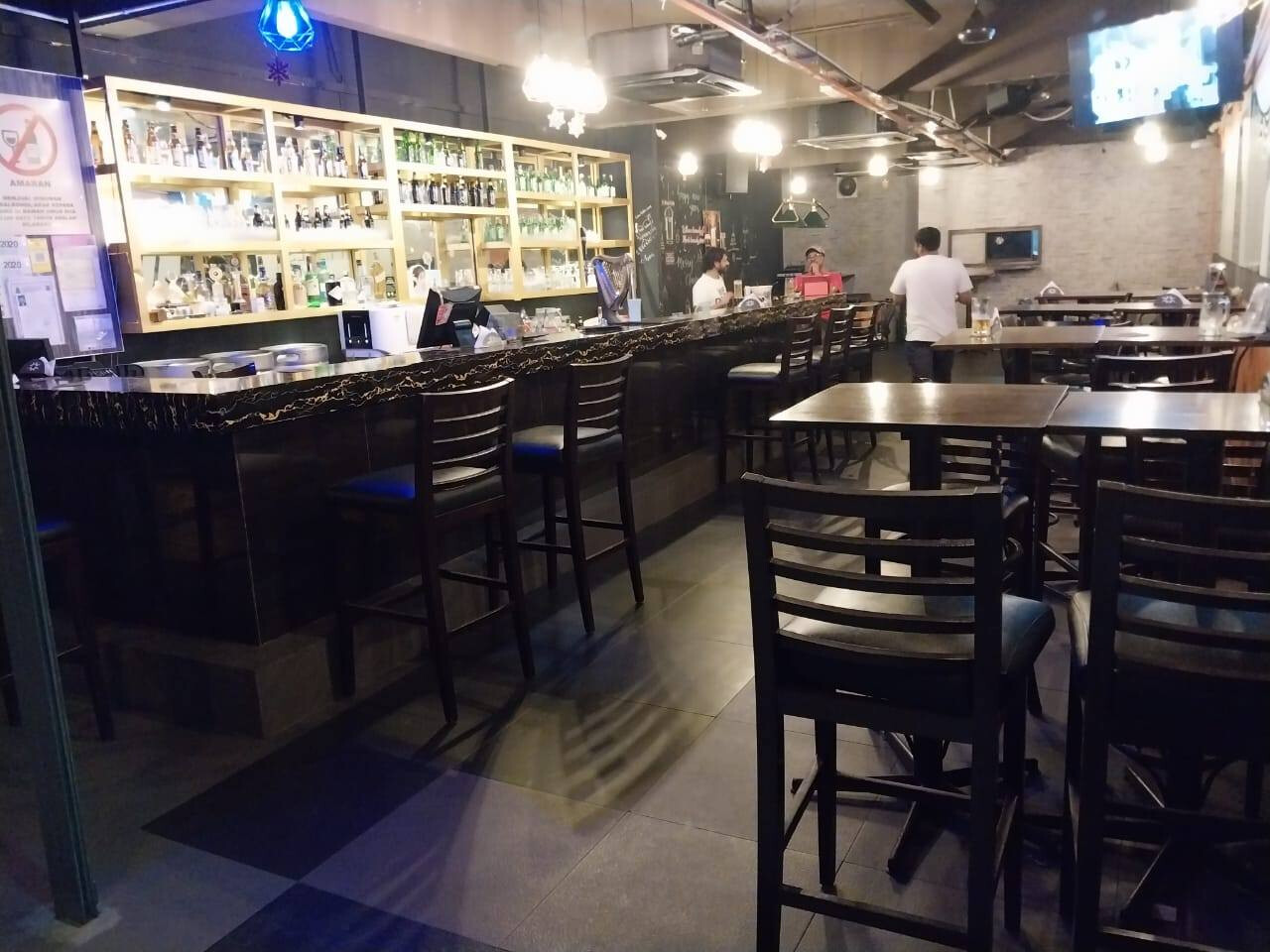 Sports Bar & Bistro for Sale – Kelana Jaya, Petaling Jaya