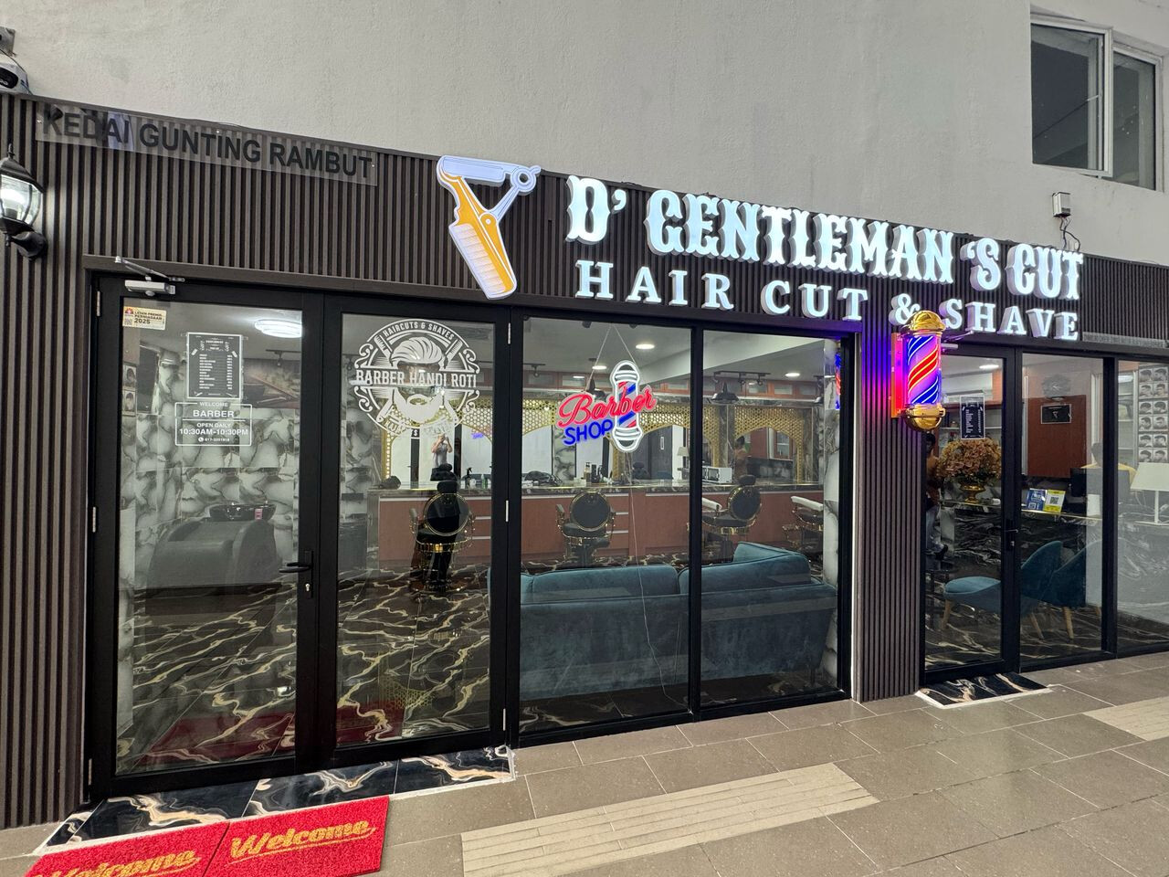 Family Friendly Exclusive D Gentle Man Cut barbershop with a fully furnished setup for sale