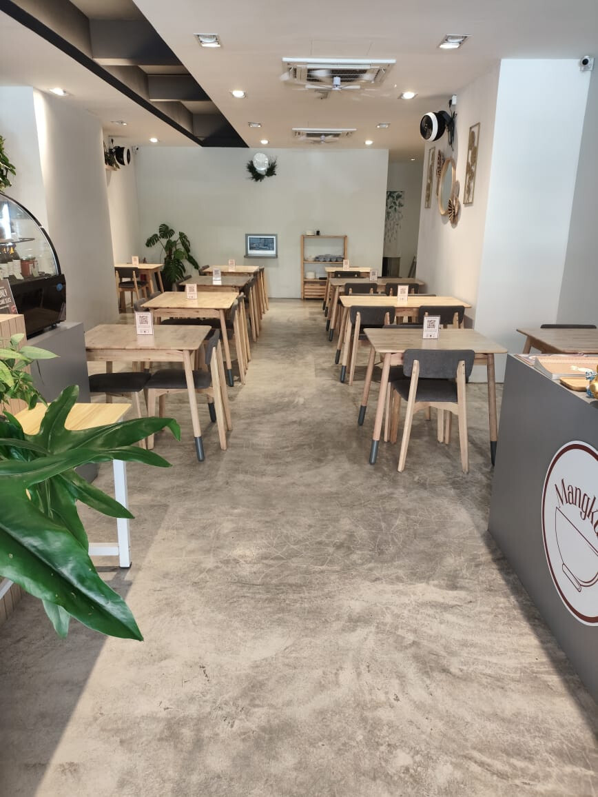 URGENT SALES -- ASKING PRICE REDUCED 🌿 Turnkey Café / Restaurant Space for Sale – Medan Putra