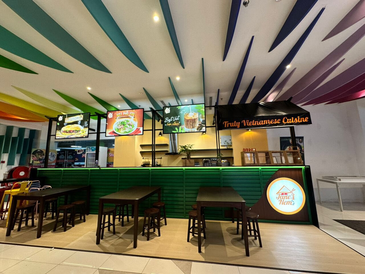 Kiosk for Takeover – Sungei Wang, Bukit Bintang 