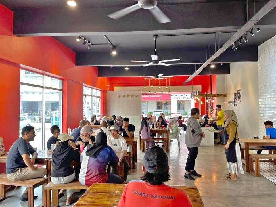 End Lot Restaurant for Takeover – Setia Alam, Selangor