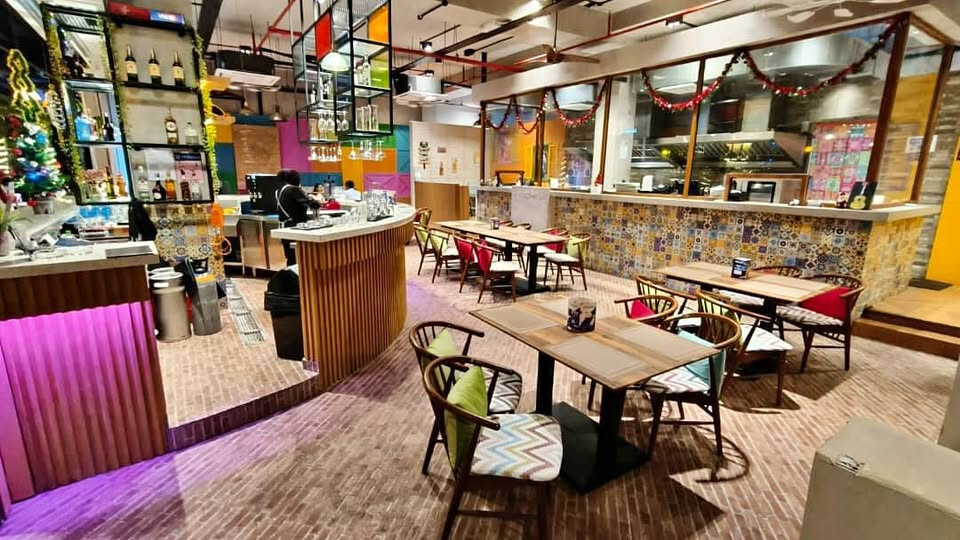 Bar & Kitchen for Sale – Puteri Cove, Johor