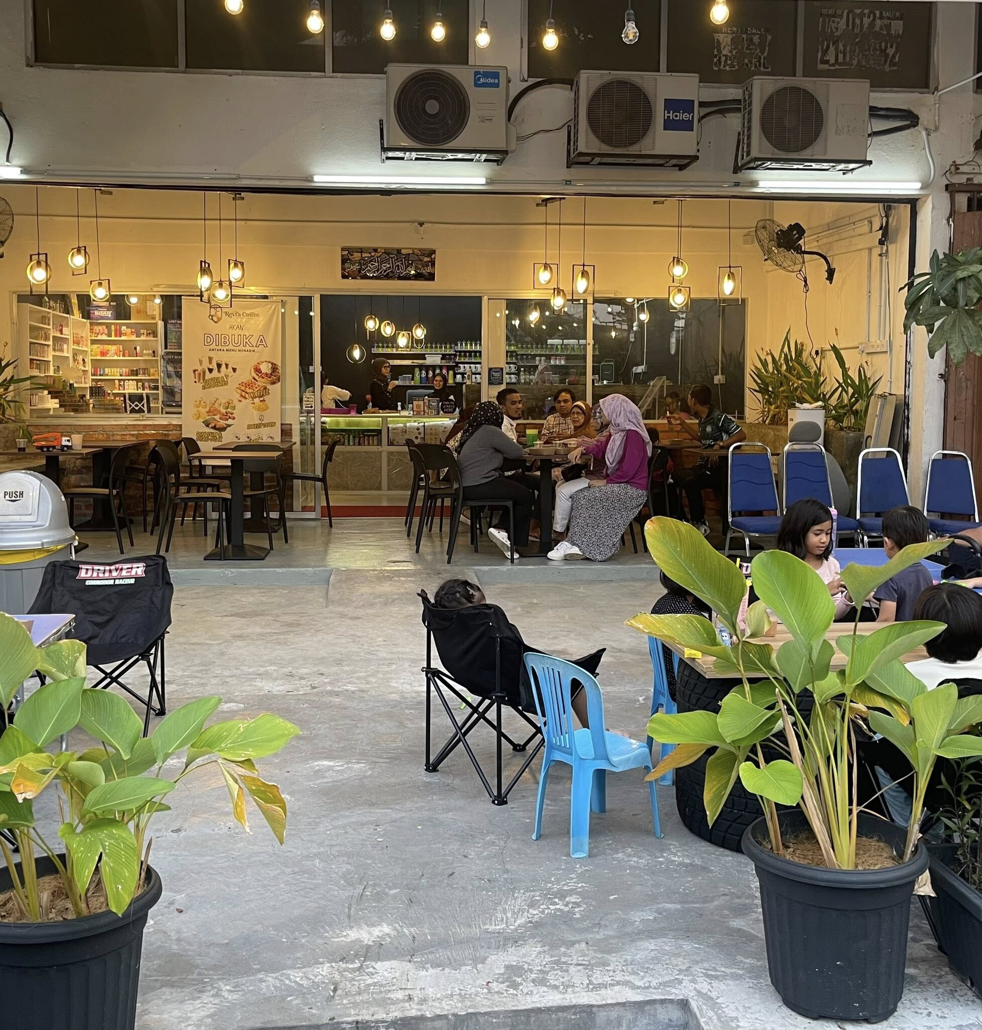 Kafe untuk Dijual – Taman Sri Sentosa, Jalan Klang Lama, KL