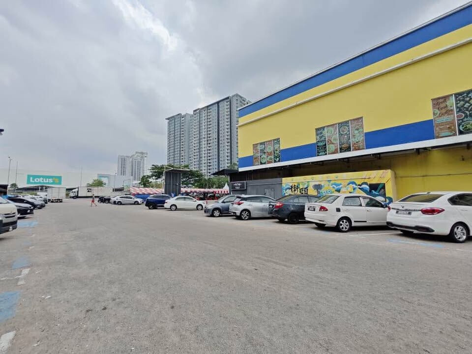 Bukit Indah 汽车美容生意出顶