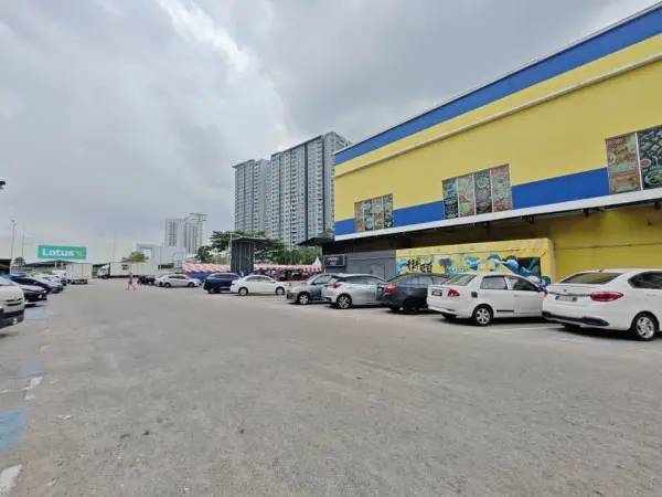 Bukit Indah 汽车美容生意出顶